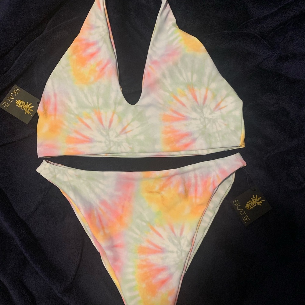 Brand New w Tags Skatie Swim XL